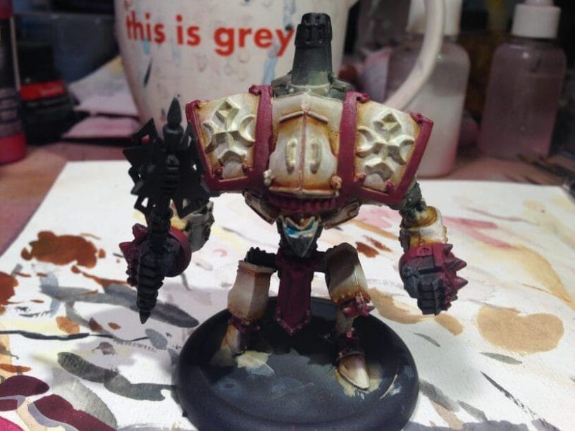 Menoth Crusader Warjack: Quick n' Dirty Paint Job - how to paint a menoth warjack - painting the crusader menoth miniature - warmachine painting - painting warmachine models for menoth - subtle highlights added 