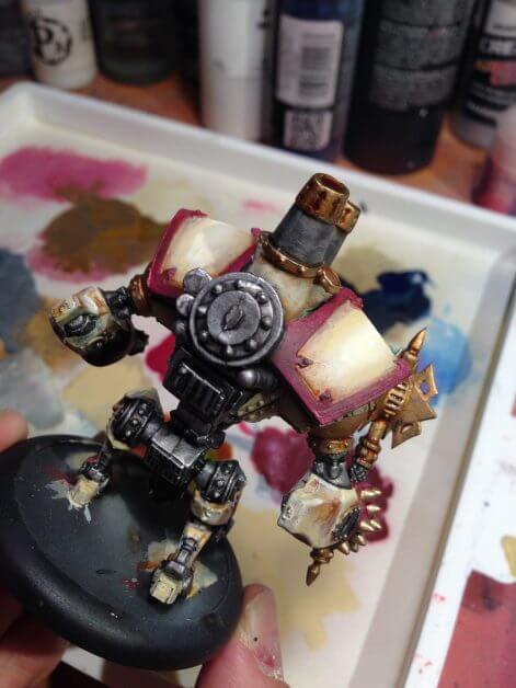 Menoth Crusader Warjack: Quick n' Dirty Paint Job - how to paint a menoth warjack - painting the crusader menoth miniature - warmachine painting - painting warmachine models for menoth - metallics washed with nuln oil and sepia ink