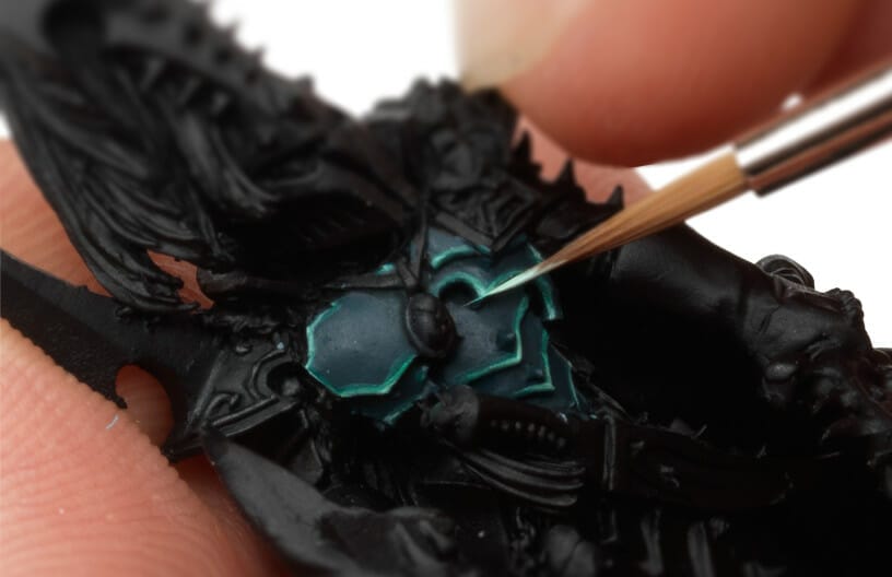Best Brush for Painting Miniatures and Models (Complete Guide) - Tangible  Day