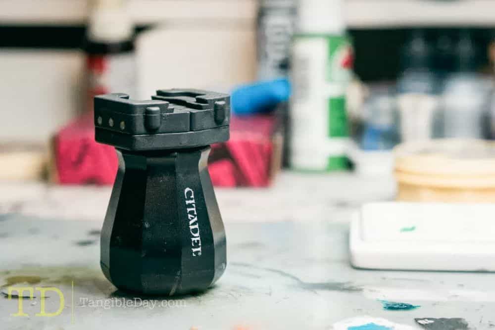 Citadel Paint Handle Review: Is It Worth It? - Citadel Painting Handle Review - Standard close up painting handle with Citadel logo