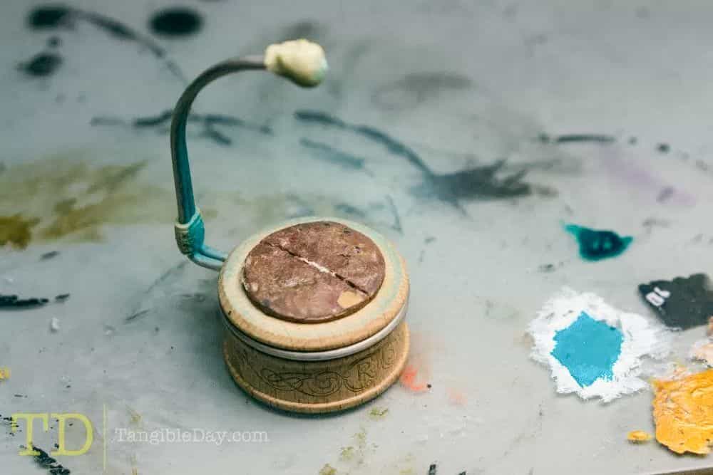 Citadel Paint Handle Review: Is It Worth It? - Citadel Painting Handle Review - Cork top for holding miniatures