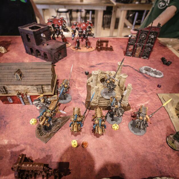 Write better battle reports with five essential camera shots - 5 Photography Tips for GREAT battle reports - Write better battle reports for wargames and tabletop games