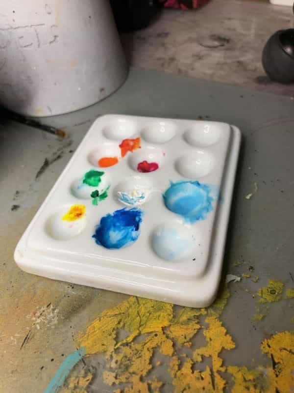 Dry Palettes for Painting Miniatures: Better Than Wet? - glaze ceramic palette for painting miniatures
