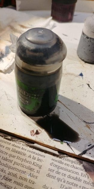 The Worst GW Paint Pots: 5 Easy Steps to Re-bottle Your Citadel Paints