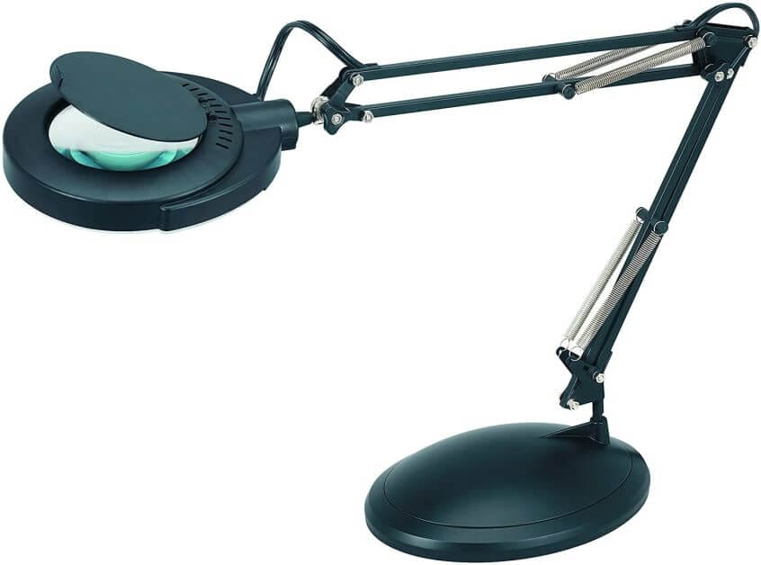 Swing-arm magnifier task lamp with full-spectrum lighting
