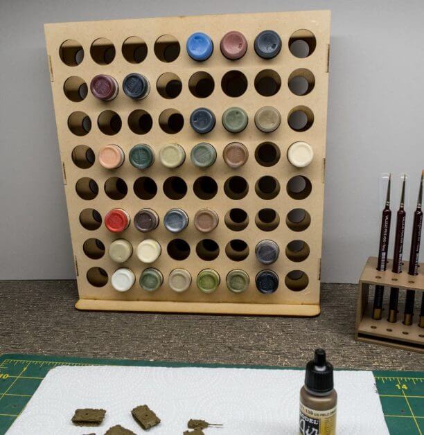 15 Useful Hobby Paint Storage Racks and Organizers. Recommended hobby paint storage, miniature painting station organizer. How to storage Vallejo army painter dropper bottles or Warhammer Citadel paint pots. Best paint display racks for miniature and model painters. gamecraft vertical paint rack