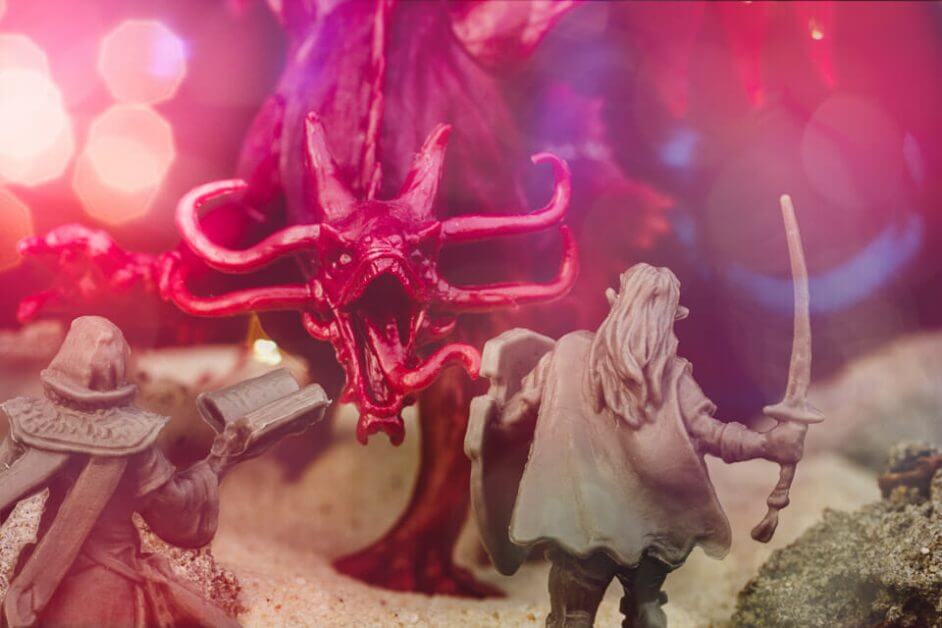 10 Tips for Macro Photography of Miniatures (an Easy Guide) - how to take good pictures of miniatures and models - how to take better photos of minis and scale models - final focus stacking shot