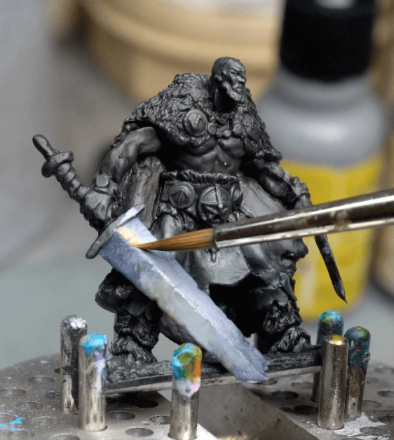 Best Alternative to Winsor & Newton Series 7 Brushes for Painting Miniatures - cheap sable kolinsky sable brushes for painting miniatures - good budget brushes for painting miniatures - Blick Masterstroke glazing on a NMM sword