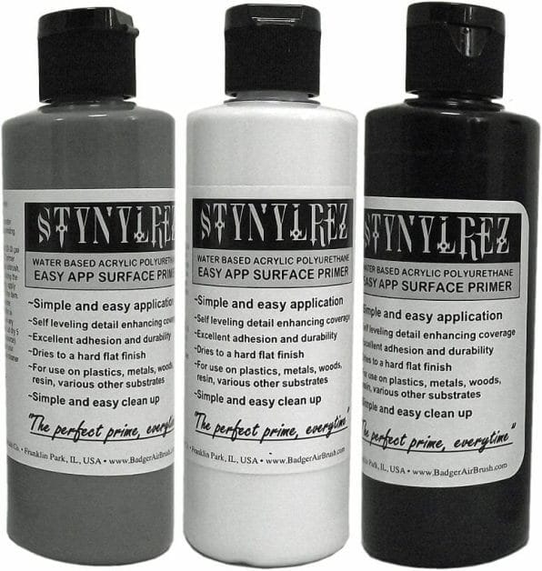 How to print and paint a resin 3d printed miniature and model - how to paint 3d printed miniatures and models - tutorial painting miniatures 3d prints - 3d printed miniatures - resin printed miniatures - how to paint resin models - primers for miniatures 