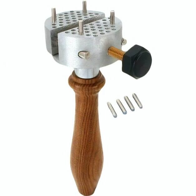 17 Useful Painting Handles and Holders for Miniatures and Models Tangible Day