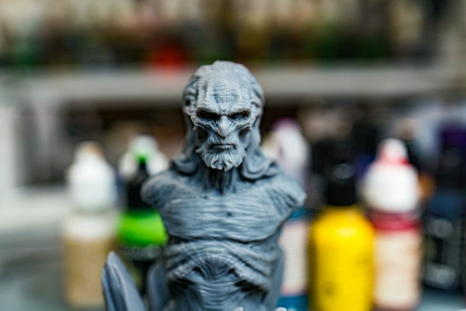 Vallejo primer for priming miniatures review - 3 printed bust example