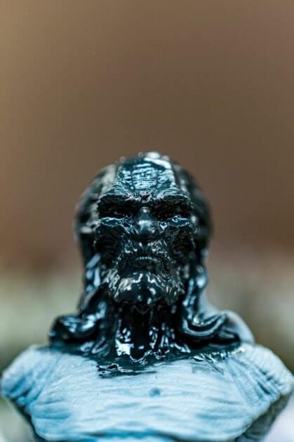 Vallejo surface primer review - Is Vallejo primer good? – Review of Vallejo Surface Primer – apply Vallejo primer with brush or airbrush – how to apply Vallejo surface primer – why use Vallejo surface primer – Vallejo surface primer for painting miniatures and models – Vallejo primer for priming miniatures review - brush on primer applied to face