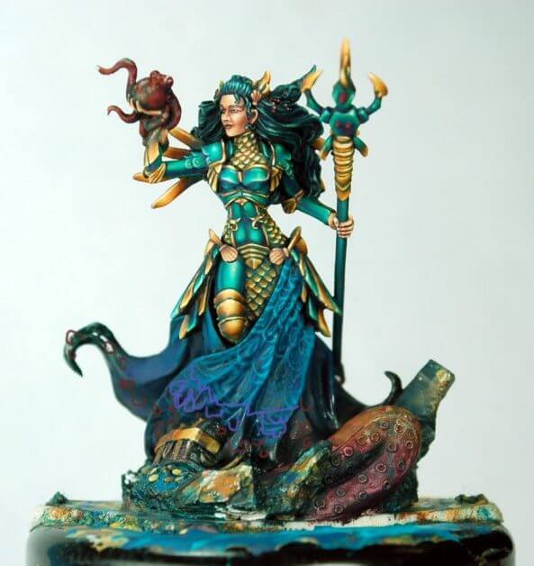 How to paint miniatures competitively – how to paint for competition – painting contest – how to win a painting contest – Marike Reimer miniature painting – interview with Marike Reimer about the Kraken Mistress – how to paint miniatures like a pro – how to paint miniatures professionally – best miniature painting tutorials – use digital tools to help freehand design on models