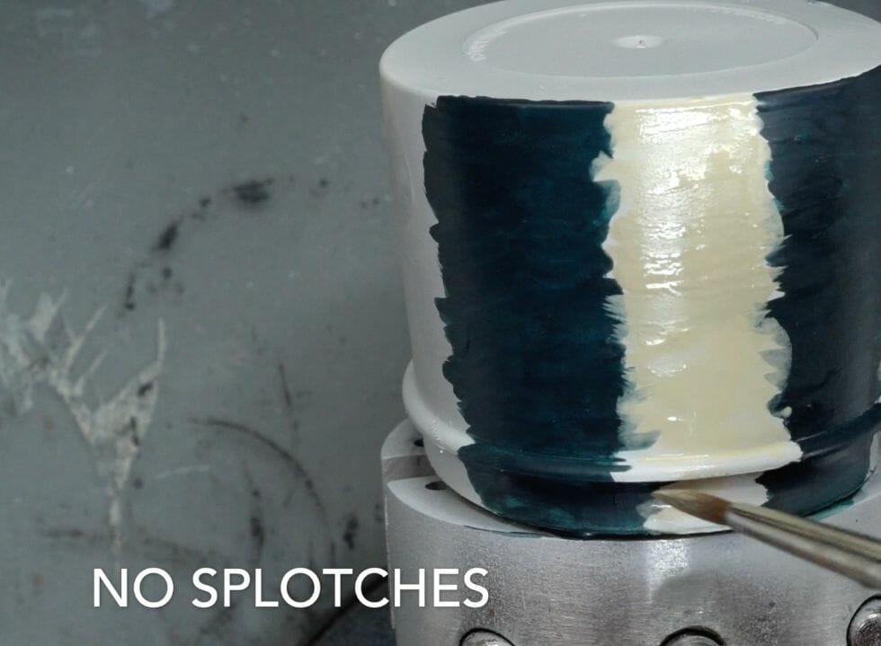 How to layer and glaze miniatures. Layering and glazing paint on miniatures and models for blending color. How to layer and glaze to blend miniature paint. Blending tutorial for painting miniatures. How to make glazes for blending acrylic paint. Even blocks of color without splotchy coverage