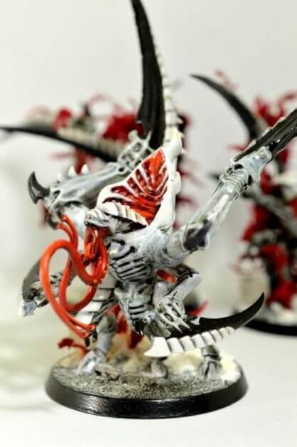 Tyranid color paint schemes – how to paint tyranids – tyranid paint schemes – tyranid army scheme – tyranid color scheme – How to choose Tyranid army color scheme – Tyranid Warhammer 40k colors – Hive fleet color schemes – Hive fleet paint scheme – white red tyranid