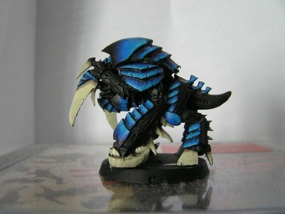 Tyranid color paint schemes – how to paint tyranids – tyranid paint schemes – tyranid army scheme – tyranid color scheme – How to choose Tyranid army color scheme – Tyranid Warhammer 40k colors – Hive fleet color schemes – Hive fleet paint scheme – darker blue and black