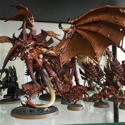 Tyranid color paint schemes – how to paint tyranids – tyranid paint schemes – tyranid army scheme – tyranid color scheme – How to choose Tyranid army color scheme – Tyranid Warhammer 40k colors – Hive fleet color schemes – Hive fleet paint scheme – brown nid army wings