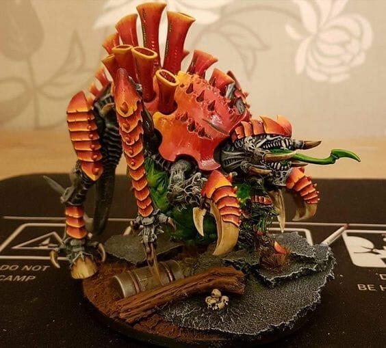 Tyranid color paint schemes – how to paint tyranids – tyranid paint schemes – tyranid army scheme – tyranid color scheme – How to choose Tyranid army color scheme – Tyranid Warhammer 40k colors – Hive fleet color schemes – Hive fleet paint scheme – orange green