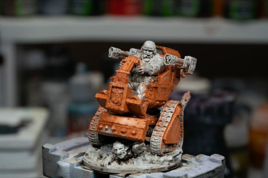 Oil Painting "Barnascus" (Judgement Miniatures) - How to Paint Tips - Why paint miniatures with oil paint – Barnascus Judgement Miniature – Miniature painting with oil colors – tips for painting miniatures with oil paint – oil painting miniature tutorial – metallic oil paints - orange paint