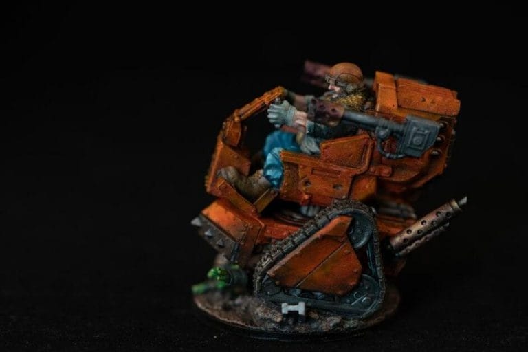 Oil Painting "Barnascus" (Judgement Miniatures) - How to Paint Tips - Why paint miniatures with oil paint – Barnascus Judgement Miniature – Miniature painting with oil colors – tips for painting miniatures with oil paint – oil painting miniature tutorial – metallic oil paints - dynamic oil paint appearance