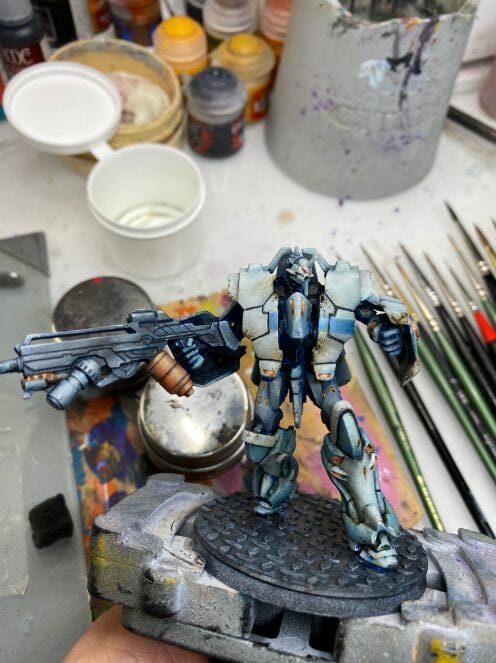 Oil Painting Tutorial for an Infinity Miniature (Step-by-Step) - Infinity miniature painting tutorial - how to paint infinity miniature TAG - painting a TAG model - panoceania miniature painting - infinity gradient paint technique - blending oil paint - Jotum miniature - tightinging up the contrast colors