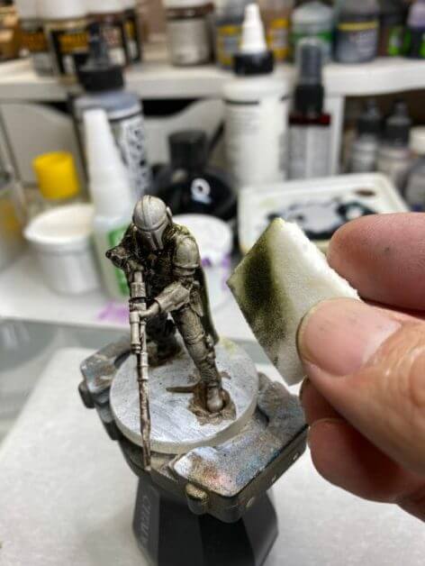 Oil Painting the Star Wars "Mandalorian" Alla Prima - how to paint a 3D printed resin model with oil paint - speed painting miniatures with oils - cleaning off the excess oil paints