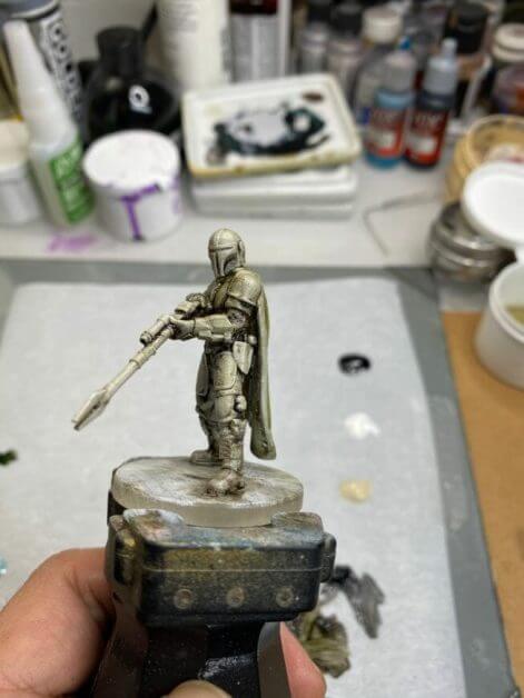 Oil Painting the Star Wars "Mandalorian" Alla Prima - how to paint a 3D printed resin model with oil paint - speed painting miniatures with oils - adding color step