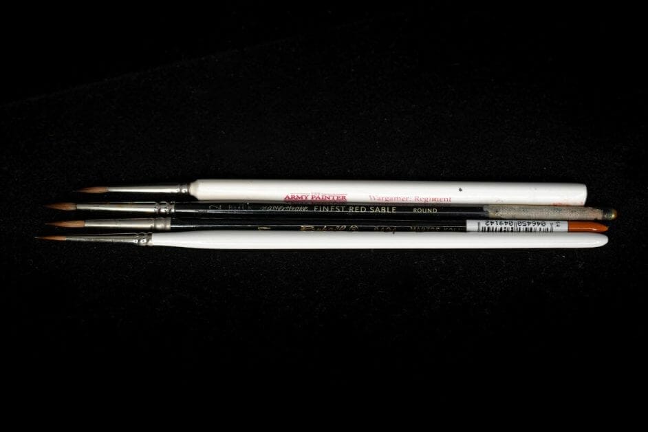 The Army Painter Wargamer "Regiment" Brush Review for Miniatures - Brush Review of the Army Painter Wargamer Regiment for Painting Miniatures and Models - Regiment Brush Review for miniature painting - Best Army Painter brush for miniatures and models - Regiment brush for painting warhammer 40k and other tabletop wargaming miniatures - comparison 4 brushes