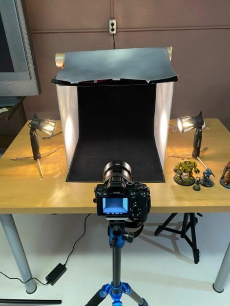 Lighting Guide for Miniature Photography (Reference and Tips) - How good light helps improve your miniature and model photography - proper lighting for miniature photography - camera light box setup