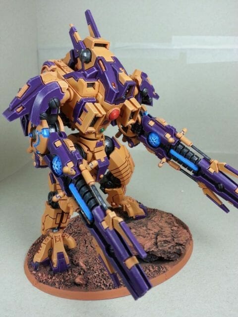Tau sept color schemes, caste color schemes for Tau, T’au paint color scheme ideas – Grimdark Tau style, Blachitsu Tau painting, how to paint Tau miniatures, Games Workshop Tau paint schemes – How to paint grimdark Tau – painting Blanchitsu Tau - purple and orange tau