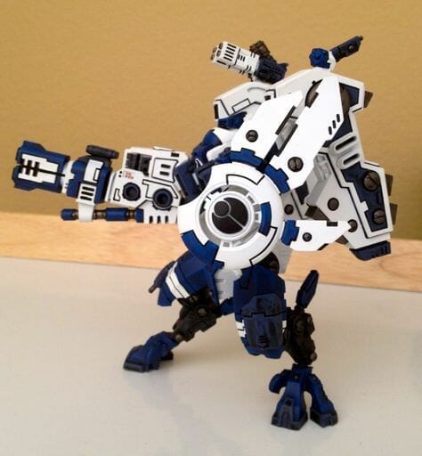 Tau sept color schemes, caste color schemes for Tau, T'au paint color scheme ideas – Grimdark Tau style, Blachitsu Tau painting, how to paint Tau miniatures, Games Workshop Tau paint schemes – How to paint grimdark Tau – painting Blanchitsu Tau - white and dark blue