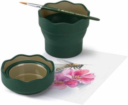 Best paint cups for painting miniatures and hobbies – how to use a paint puck to clean brushes – best water mug for miniature painting – paint brush cup for painting miniatures and models – clic and go faber castel water cup