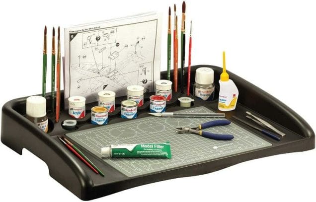 Best miniature painting cases, portable hobby paint station, and miniature paint workstations for modeling and hobbyists – Best portable hobby workstation for painting miniatures and models – tips and guide for paint organizers - model paint case and box - airfix humbrol model kit workstation and painting base