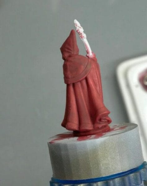 How to paint RPG miniatures for tabletop games in 10 easy steps - painting dnd models - rpg miniature painting - how to paint miniatures for dnd and roleplaying games RPGs - painting dungeon and dragon models - painting dnd minis - recommended varnishes for gaming miniatures - dried base coat paint should be smooth