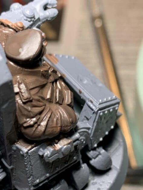 painting comic book miniatures - how to paint comic style miniatures - cel shaded miniature painting – how to paint cel shaded miniature – cell shaded miniature painting – miniature painting styles – how to paint cell shaded – borderlands miniature painting style – comic style painting -  brown paint basecoat