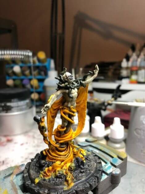 How to paint yellow models – shading yellow miniatures – painting yellow miniatures – painting board game miniatures – Cthulhu wars painting – Petersen Games - how to shade yellow minis – how to paint yellow minis and models – quick yellow painting – best yellow paint - sepia liberally applied