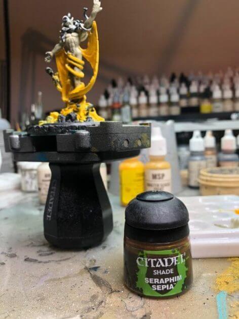 How to paint yellow models – shading yellow miniatures – painting yellow miniatures – painting board game miniatures – Cthulhu wars painting – Petersen Games - how to shade yellow minis – how to paint yellow minis and models – quick yellow painting – best yellow paint - citadel sepia wash shade