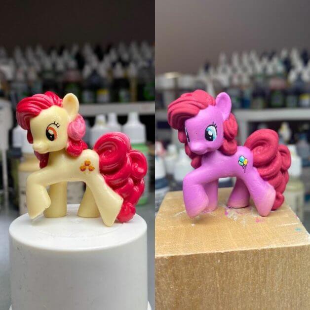 How to repaint dolls - how to repaint toy dolls - my little pony repainting - tutorial to repaint toys and dolls - my little pony pinkie pie custom painting - side by side comparison paint job