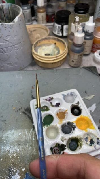 How to paint yellow models – shading yellow miniatures – painting yellow miniatures – painting board game miniatures – Cthulhu wars painting – Petersen Games - how to shade yellow minis – how to paint yellow minis and models – quick yellow painting – best yellow paint - stippling brush synthetic bristles