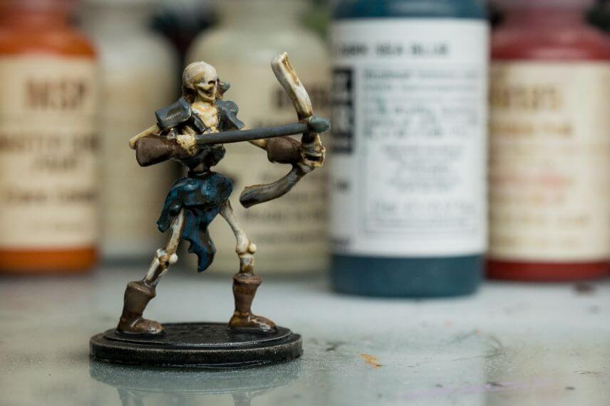 Guide for “Dipping” Miniatures to Speed Paint (Army Painter Quickshade Review) - Minwax Polyshades miniatures – Army Painter Quick Shade Alternatives – minwax polyshades for miniature painting - army painter quickshade review - army painter strong tone wash - matte finish