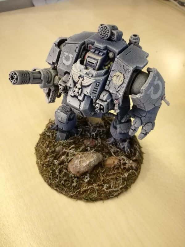 How to fix foggy varnish on miniatures - solve frosting after varnishing - how to stop frosted varnish on miniatures and models - fix cloudy matte varnish on models - fixing foggy miniature varnish - dreadnought varnish poorly fog and frosted appearance