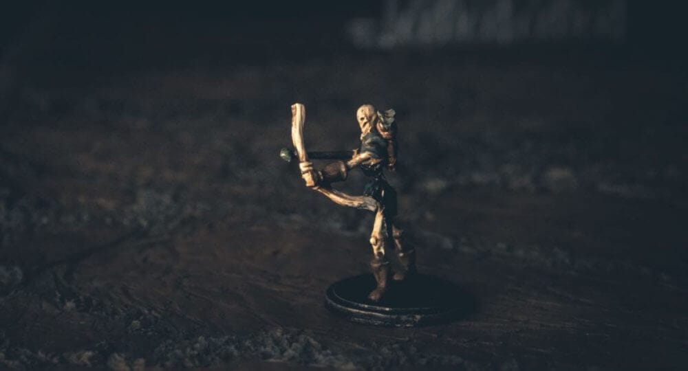 Guide for “Dipping” Miniatures to Speed Paint (Army Painter Quickshade Review) - Minwax Polyshades miniatures – Army Painter Quick Shade Alternatives – minwax polyshades for miniature painting - army painter quickshade review - army painter strong tone wash - photographic model