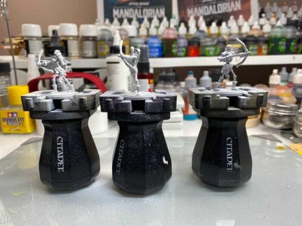 Guide for “Dipping” Miniatures to Speed Paint (Army Painter Quickshade Review) - Minwax Polyshades miniatures – Army Painter Quick Shade Alternatives – minwax polyshades for miniature painting - army painter quickshade review - army painter strong tone wash - origin primed miniatures