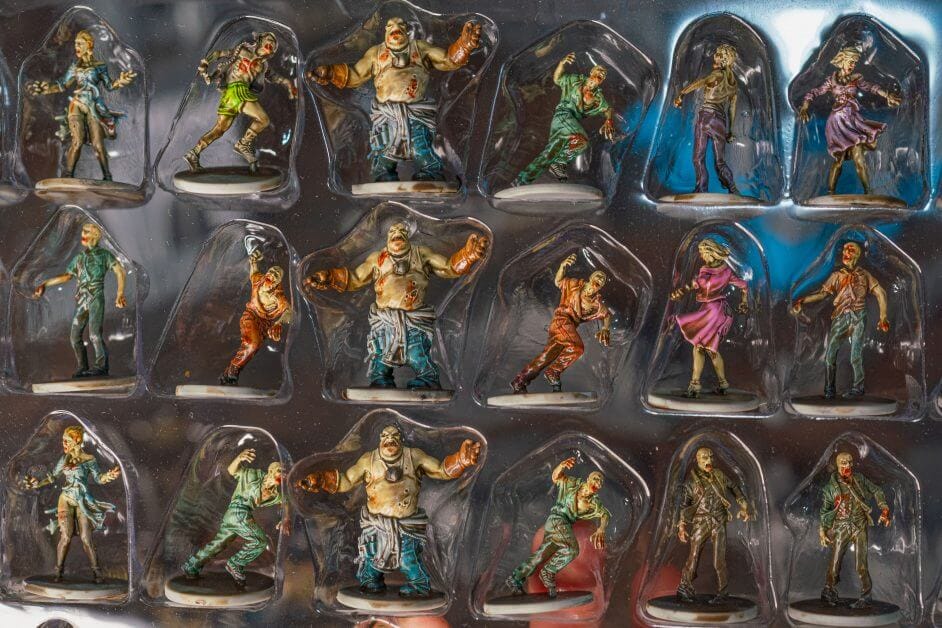 Batch Painting Miniatures (Tips and Tutorial) - how to assembly line paint models for warhammer 40k and board games - Zombicide miniatures