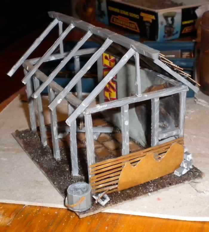 9 Recycling Ideas for Old Sprues from Warhammer and Model Kits - sprue terrain with Warhammer 40k kits – recycling Warhammer sprues – scaffolding for buildings and other structures