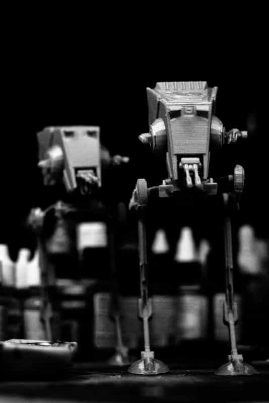 Lighting Styles and Techniques For Miniature Portfolios (Guide) - Lighting techniques for better miniature photos - lighting for miniature photography - lighting styles for miniature and model photos - hobby photography scale modeling photos - star wars board light