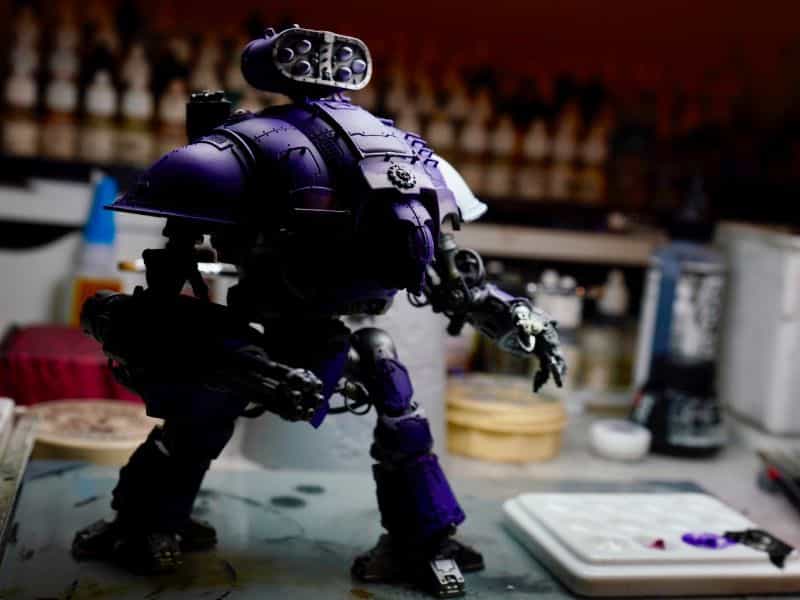 Lighting Styles and Techniques For Miniature Portfolios (Guide) - Lighting techniques for better miniature photos - lighting for miniature photography - lighting styles for miniature and model photos - hobby photography scale modeling photos - splith lighting style imperial knight