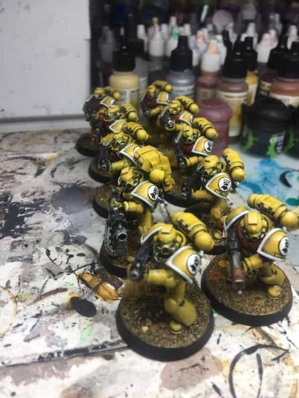 Batch Painting Miniatures (Tips and Tutorial) - how to assembly line paint models for warhammer 40k and board games - space marines troops