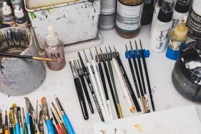 JKB Concepts Paint Organizer and Brush Holder Review - Acrylic hobby organizer and rack for paints and brushes - horizontal brushes