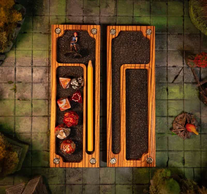11 Best D&D Miniature Carrying Cases and Storage Options - best carrying cases for rpg miniatures - dnd miniature carry cases - DnD miniature transport case for gamers - wooden vault case